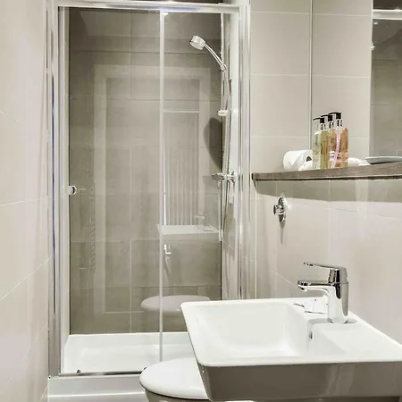 Kohinoor Apartment