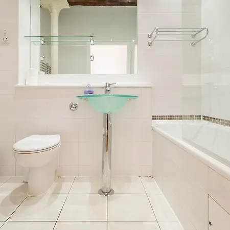 Elegant City Centre Apartment Manchester