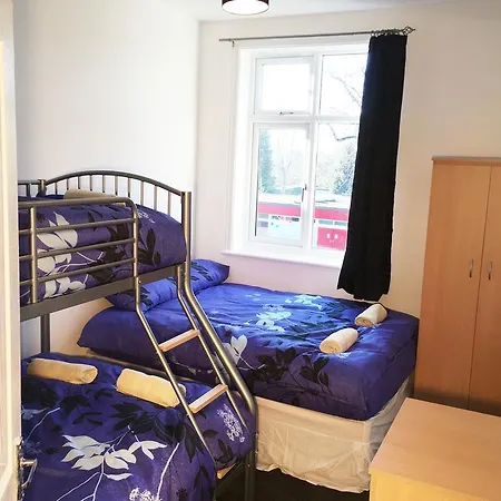 Park Drive Townhouse Manchester