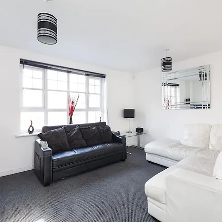 My-places Abbotsfield Court Townhouse Apartment Manchester