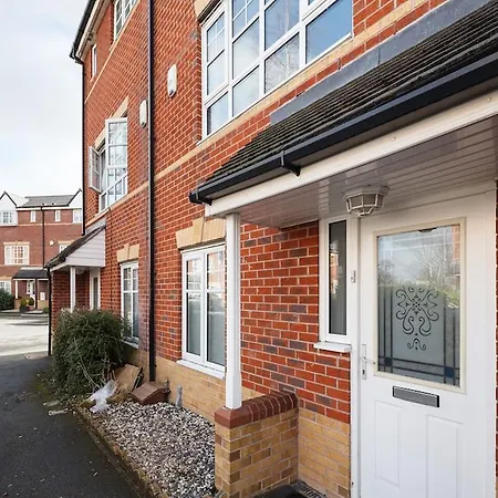 My-places Abbotsfield Court Townhouse *