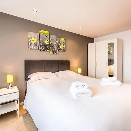 Inspired - Exchange Quay Apartment *