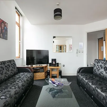 Centre With Panoramic View Manchester