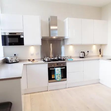 Expressbnb - Large Close To City Centre & Media City Manchester
