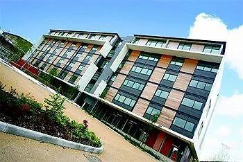 Premier Manchester Salford Quays 酒店 3*