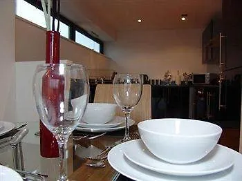 Premier Salford Quays מלון 3*