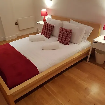 Apartment In The Heart Of The City With Parking Near Piccadilly Manchester