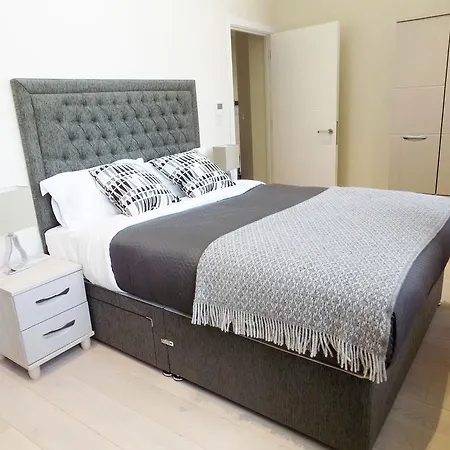 Expressbnb - Large Close To City Centre & Media City Apartment Manchester