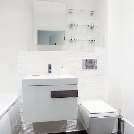 Expressbnb - Large Close To City Centre & Media City Manchester