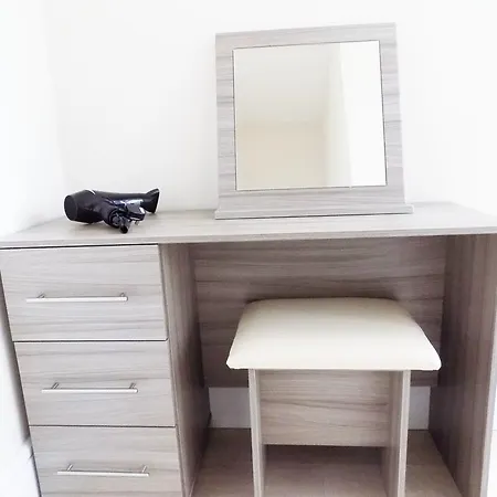 Expressbnb - Large Close To City Centre & Media City Apartment Manchester