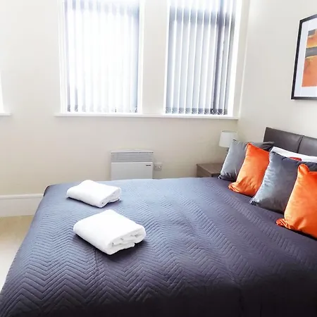 Expressbnb - Large Close To City Centre & Media City Manchester