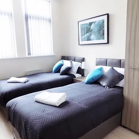 Expressbnb - Large Close To City Centre & Media City Apartment *