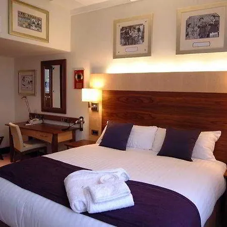 Hotel The Alan 4*