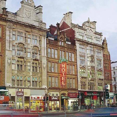 Hotel The Gardens 3*