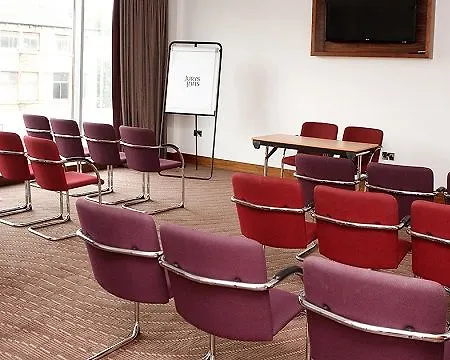 Leonardo Central - Formerly Jurys Hotel Manchester
