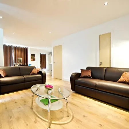 By Marriott Piccadilly 4*