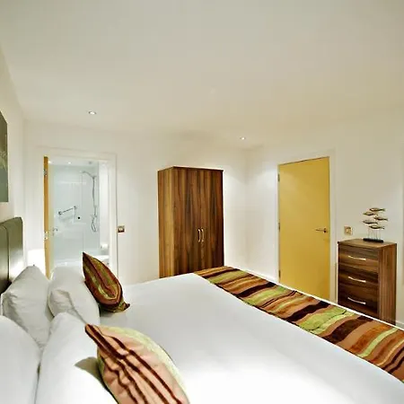 By Marriott Piccadilly فندق 4*