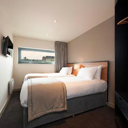 La Reserve Apartahotel