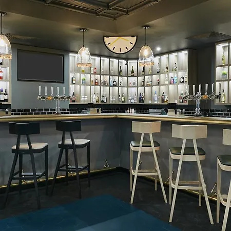 Leonardo Central - Formerly Jurys 4*