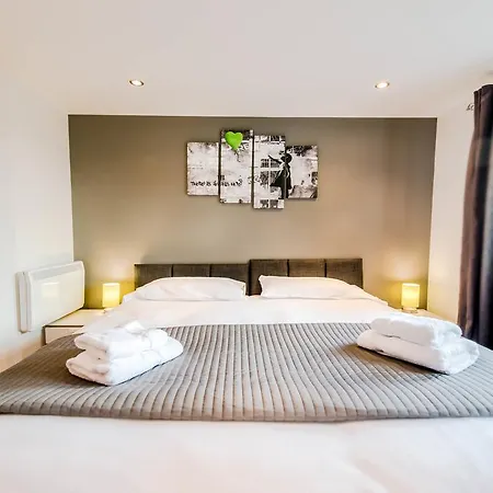 Inspired - Exchange Quay Apartment *
