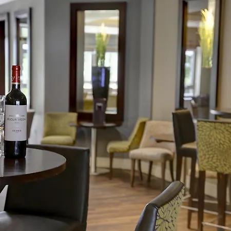 Aparthotel Western Pinewood Manchester Airport-wilmslow 4*