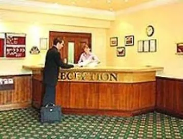 Monton House 2* Manchester