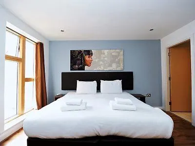 By Marriott Piccadilly Manchester