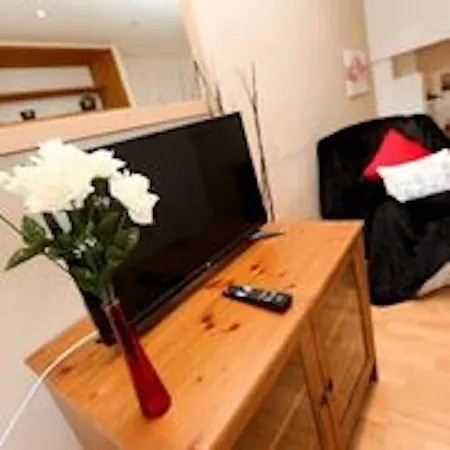 Апартаменты Lancaster House, Close To City Centre And Picadilly Station