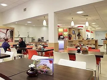 Ibis Centre 96 Portland Street Hotel 3*