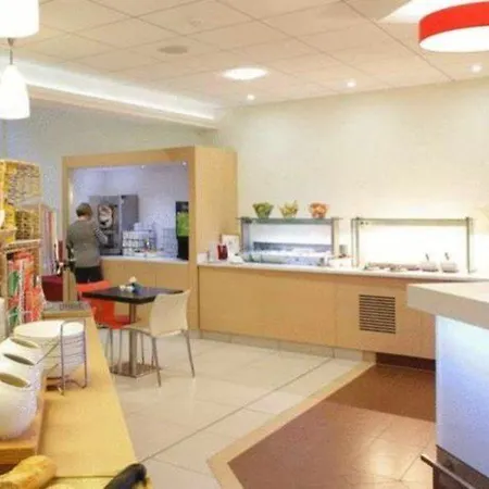 Отель Ibis Centre Princess Street 3*