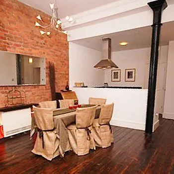 Lushpads 4* Mánchester