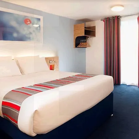 Piccadilly Apartment