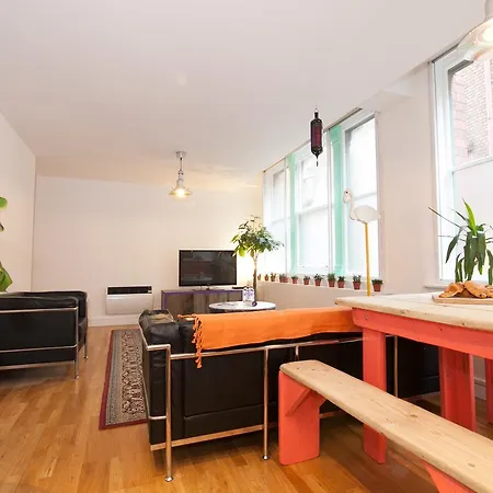 Unique 2 Bed Apartment In Northern Quarter *