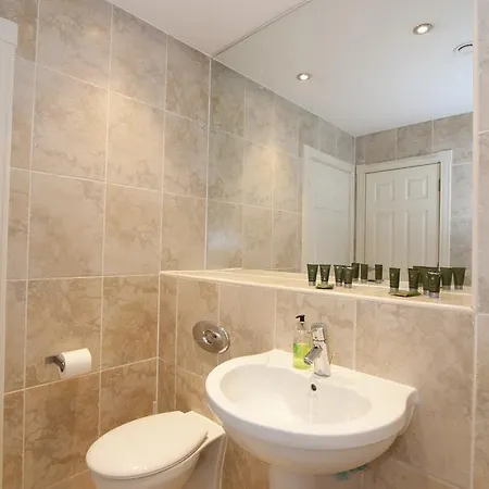 Unique 2 Bed Apartment In Northern Quarter Manchester