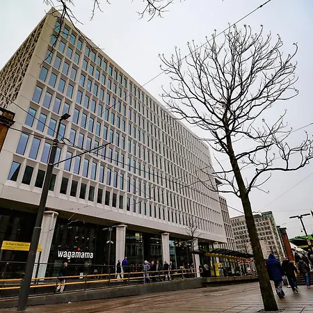 Carbis House Apartment Manchester