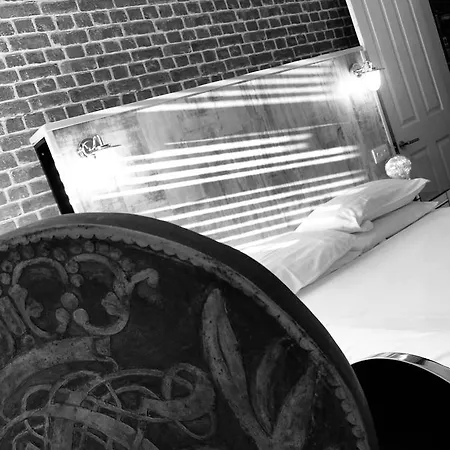 Ivy Mount Boutique Hotell