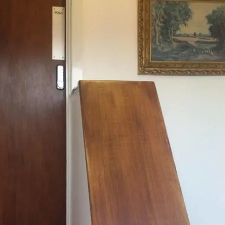 Elton Bank 3* Manchester