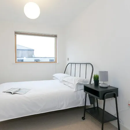 Lejlighed Modern Flat In *