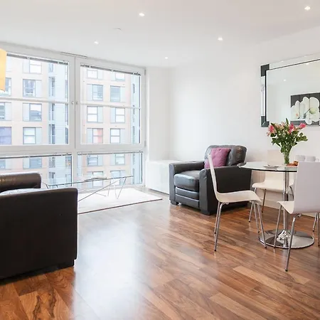 Апартаменты Modern 1 Bedroom *