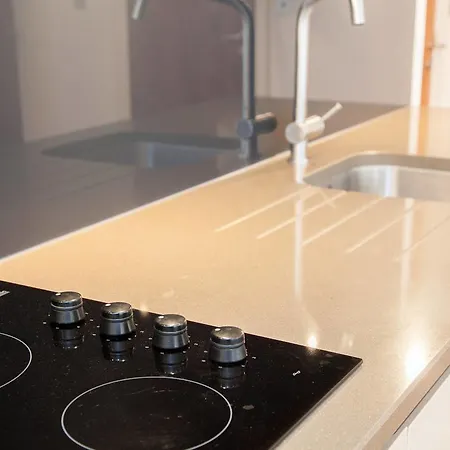 Апартаменты Modern 1 Bedroom Манчестер