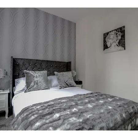 Spacious Flat For 4 In Northern Quarter