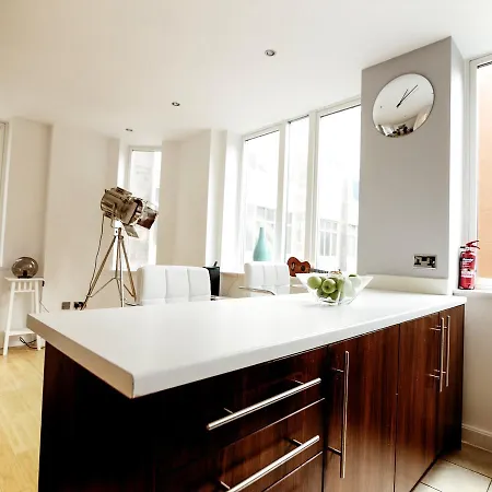 Spacious Flat For 4 In Northern Quarter