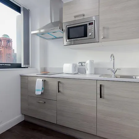 Apartment Fantastic Brand New In Centre