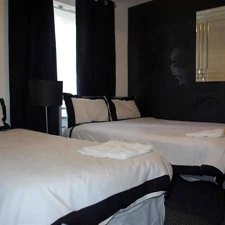 Apartment My-places Abbotsfield Court Townhouse *