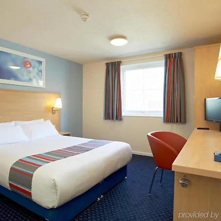 Travelodge Ancoats Szálloda 3*