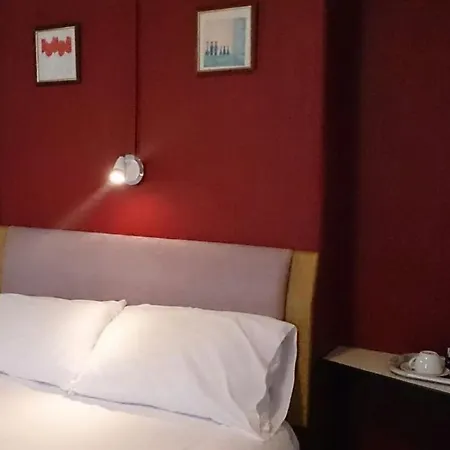 Elton Bank Hotell 3*