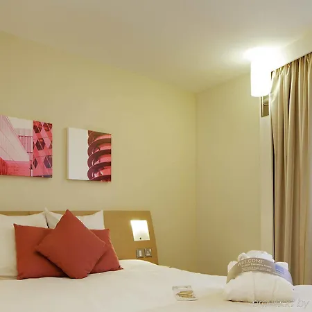A&o Centre 3* マンチェスター
