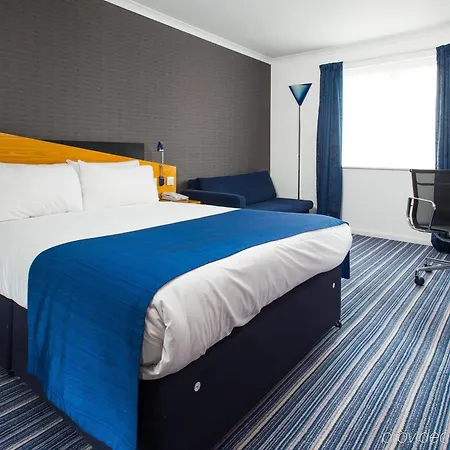 Express East By Ihg 3*