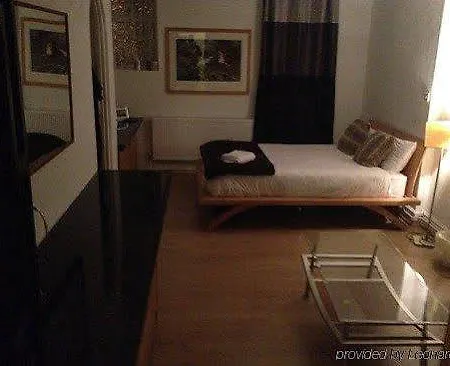 Gæstehus Hendham House 2*