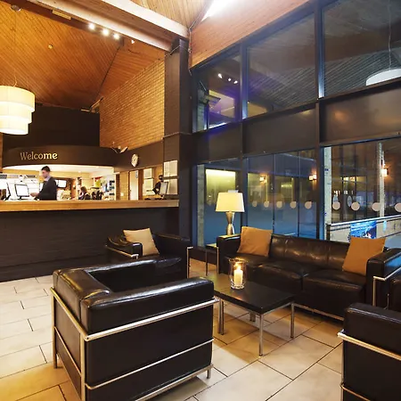 The Waterside And Leisure Club 3* Manchester